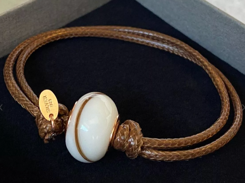 Home 11 Lắc sữa mẹ