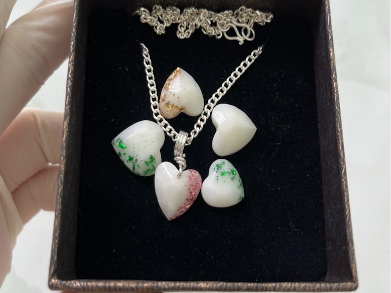 Mặt dây chuyền sữa mẹ trái tim hồng 4 Trai tim hong 2