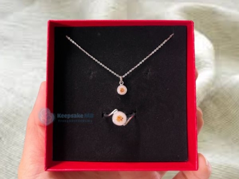 Mặt dây chuyền sữa mẹ Vầng trăng gắn kết - Trang sức sữa mẹ Keepsake MB